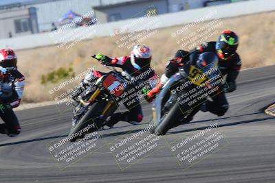 media/Dec-18-2022-SoCal Trackdays (Sun) [[8099a50955]]/Turn 4 (1pm)/